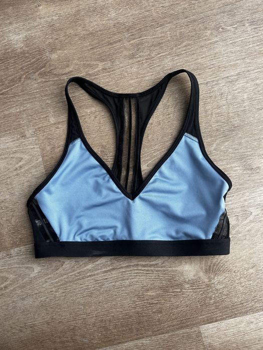 Спортивний топ розмір S