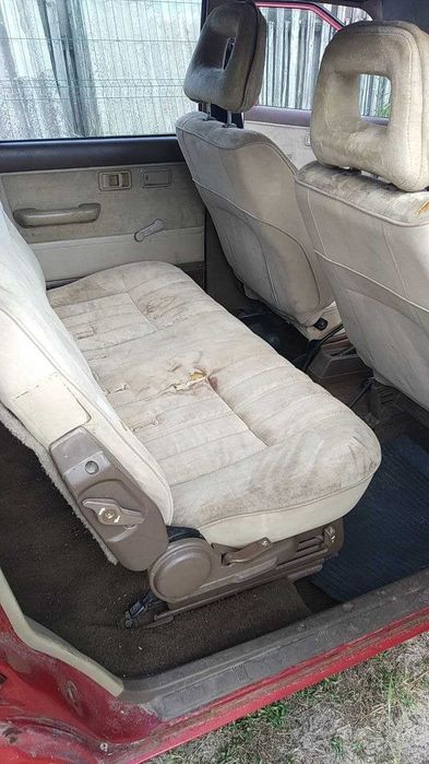 Продаю автомобіль Mitsubishi Space Wagon