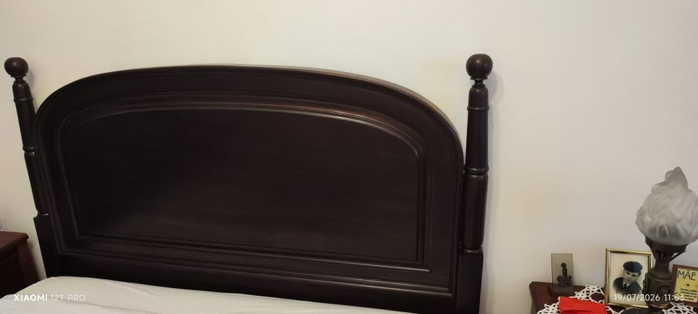 Cama casal madeira maciça