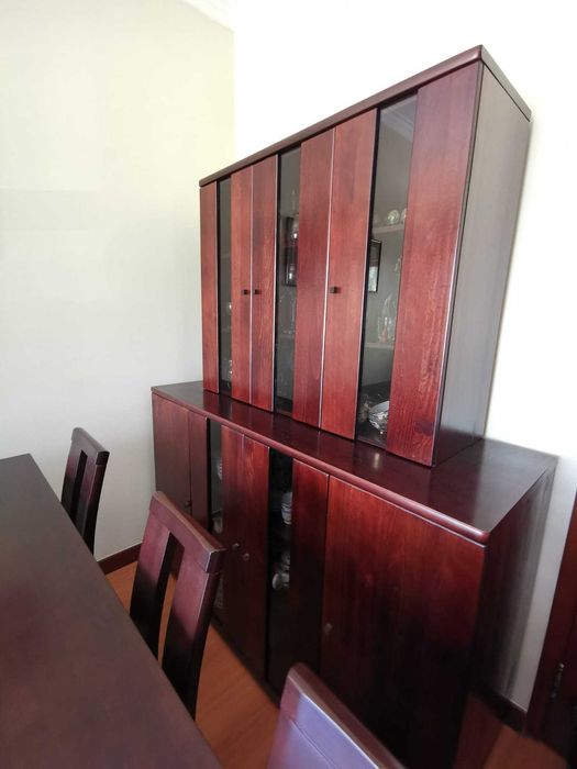Conjunto sala de jantar CERNE - madeira maciça pinho, cor Pau Brasil