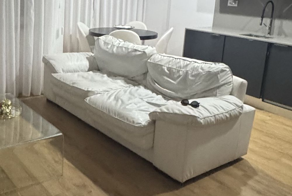 Sofa de Dois Lugares