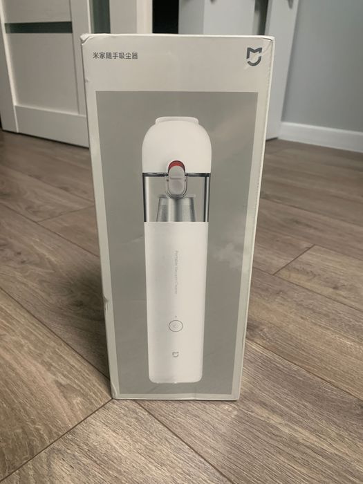 Портативний пилосос Xiaomi Mijia SSXCQ01XY – помічник для дому та авто