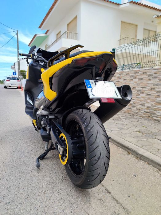 Yamaha TMAX 560cc