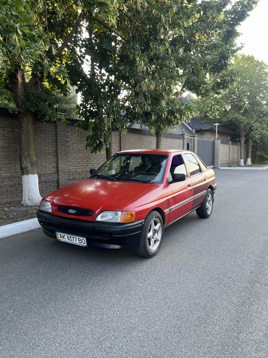 Продам Ford escort