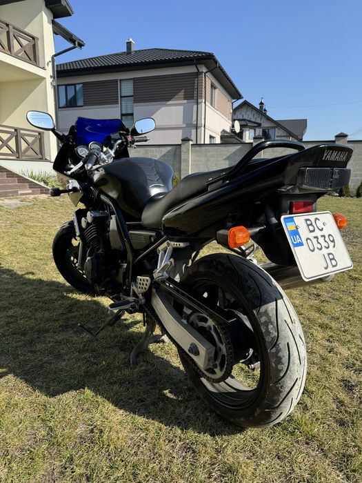 Yamaha FZS 600 Fazer