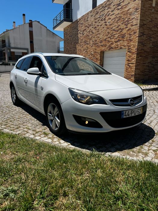 Opel Astra 1.6 CDTI   120 000 Klms