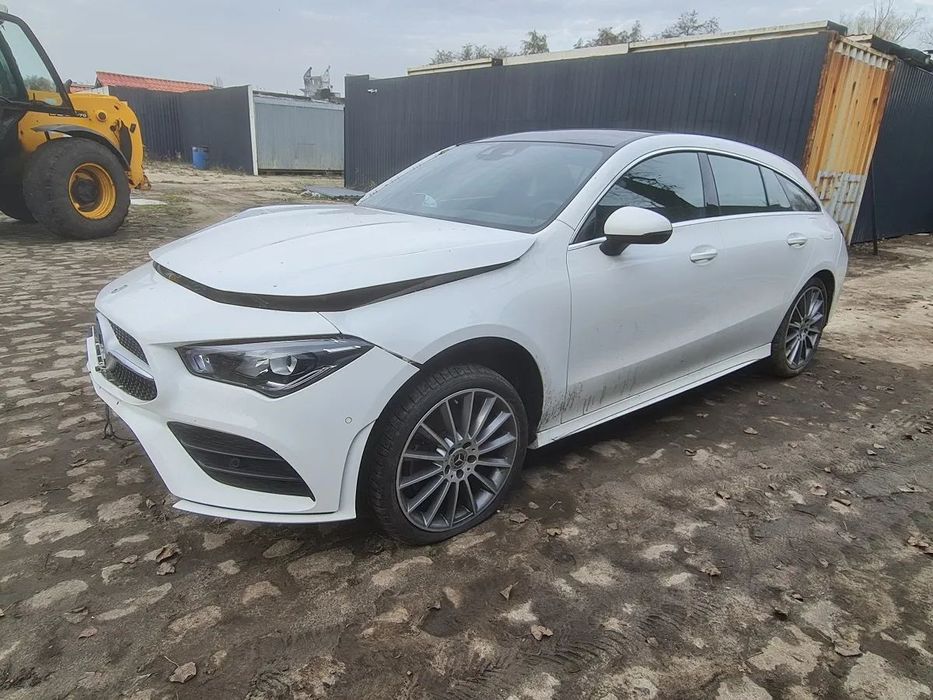 Mercedes-Benz CLA 250e plug-in panorama, headup, webasto, amg, martwe pola, distronic