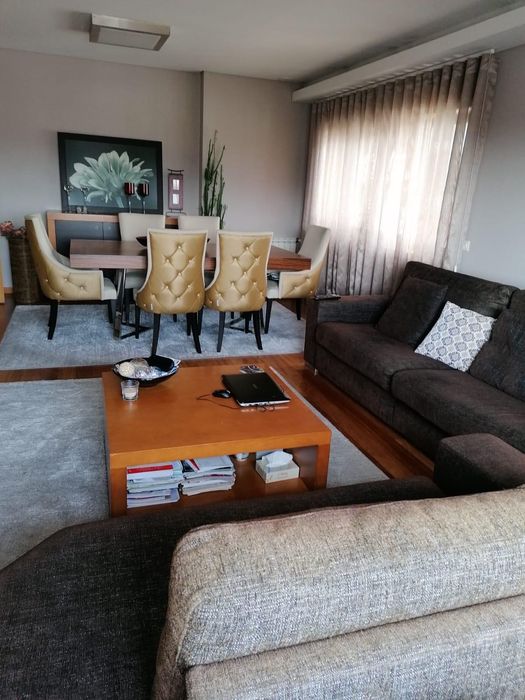 Mesa jantar extensível em pau Santo