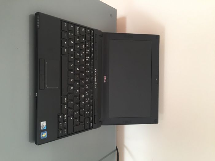 Vendo pc DELL Latitude 2110435390890031851521