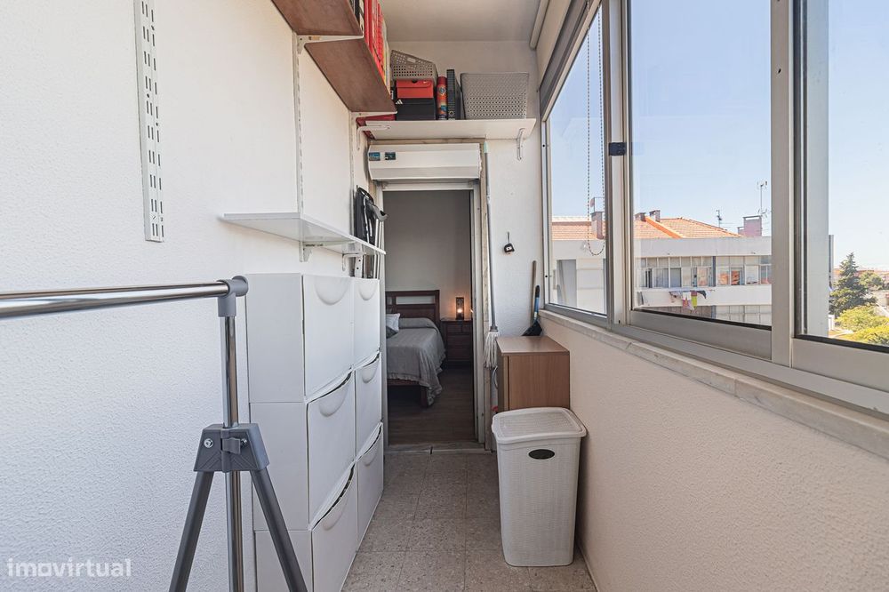 Apartamento T2 em Amora - Cruz de Pau