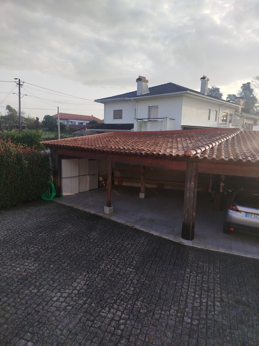 Telhas usadas em bom estado