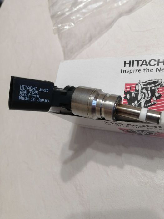 Форсунка бензинова AUDI