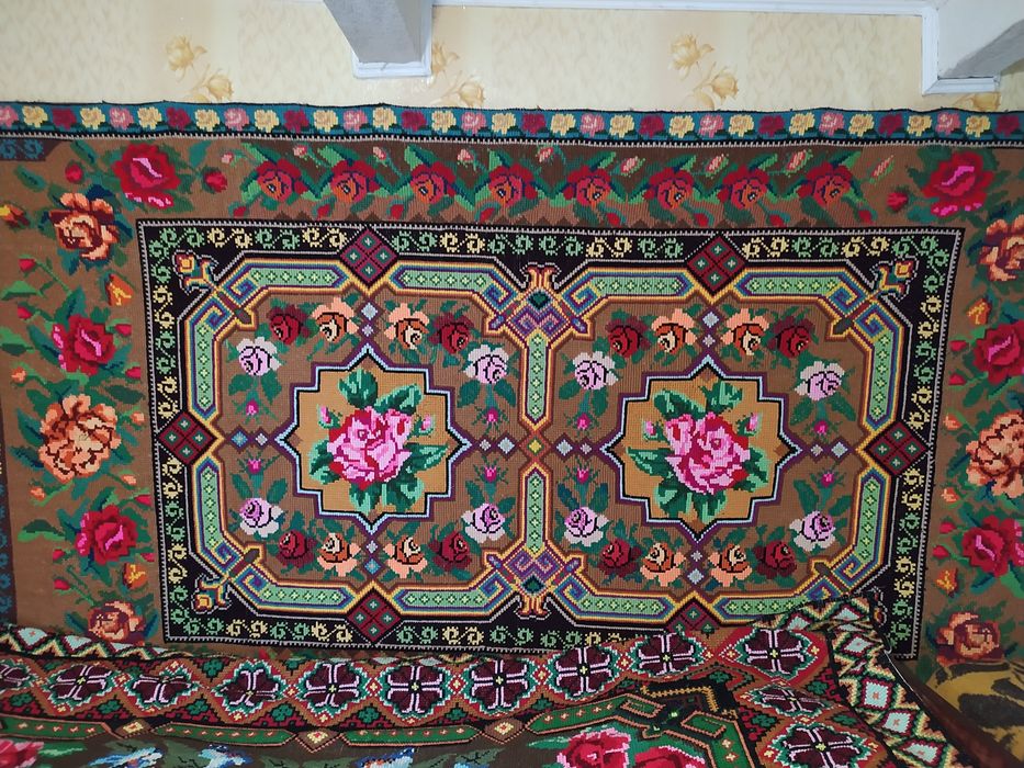 Килими ручної роботи