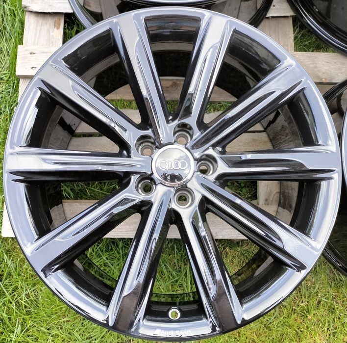 Felgi aluminiowe Oryginał Audi A4 A5 A6 Q2 Q3 Q5 5x112 8x18 ET26 4G8