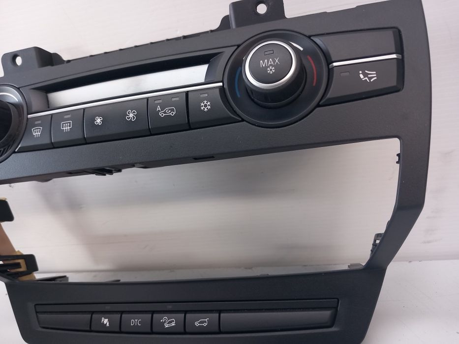 Moldura central comando sofagem AC BMW X5