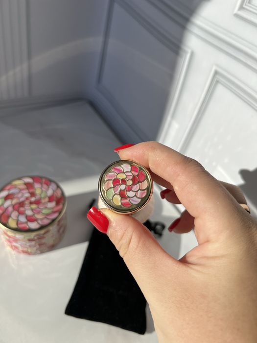 Метеорити Guerlain з кісточкою