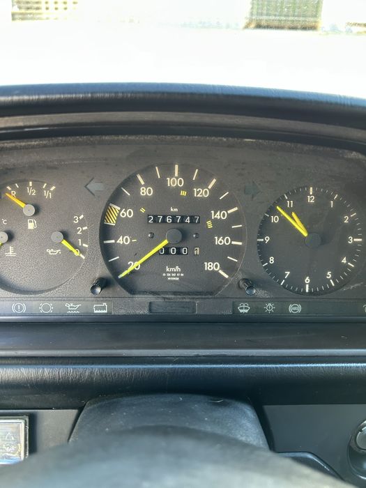 Mercedes E 200D de1989