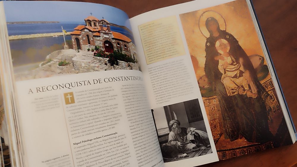 Livro enciclopédico "O Cristianismo" - NOVO
