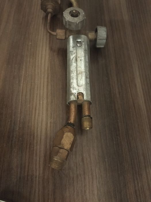 Токарні інструменти