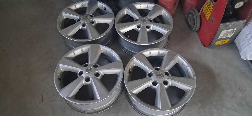 Диски 17 легкосплавні 5*114.3 Nissan Qashqai