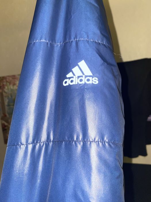 Оригінальна куртка adidas синя