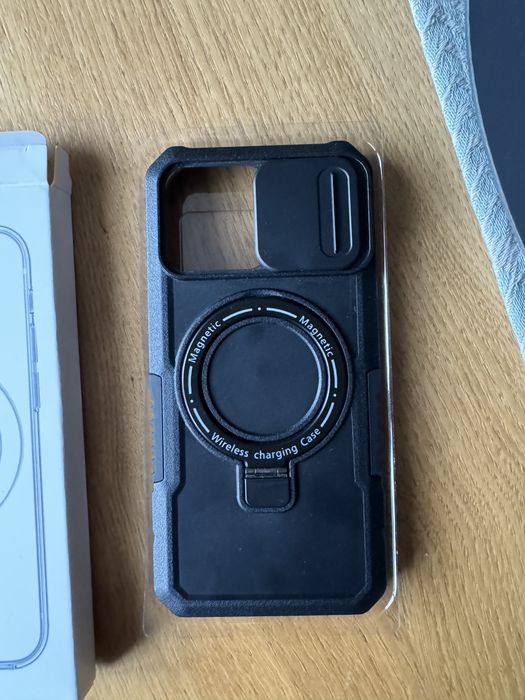 Etui do iPhone 15 Pro Max czarne