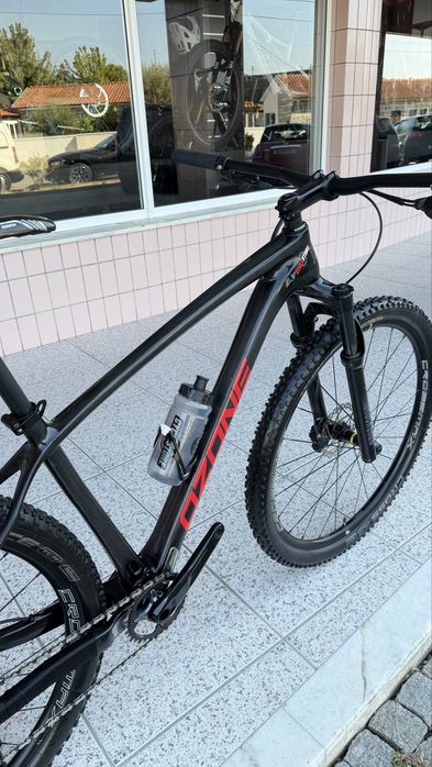 Bicicleta Ozone (carbono)