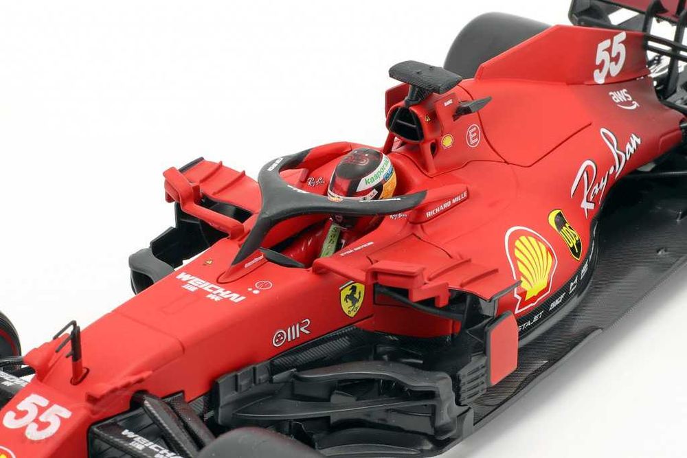 Model 1:18 Bburago Ferrari SF21 #55 F1 2021 Carlos Sainz jr