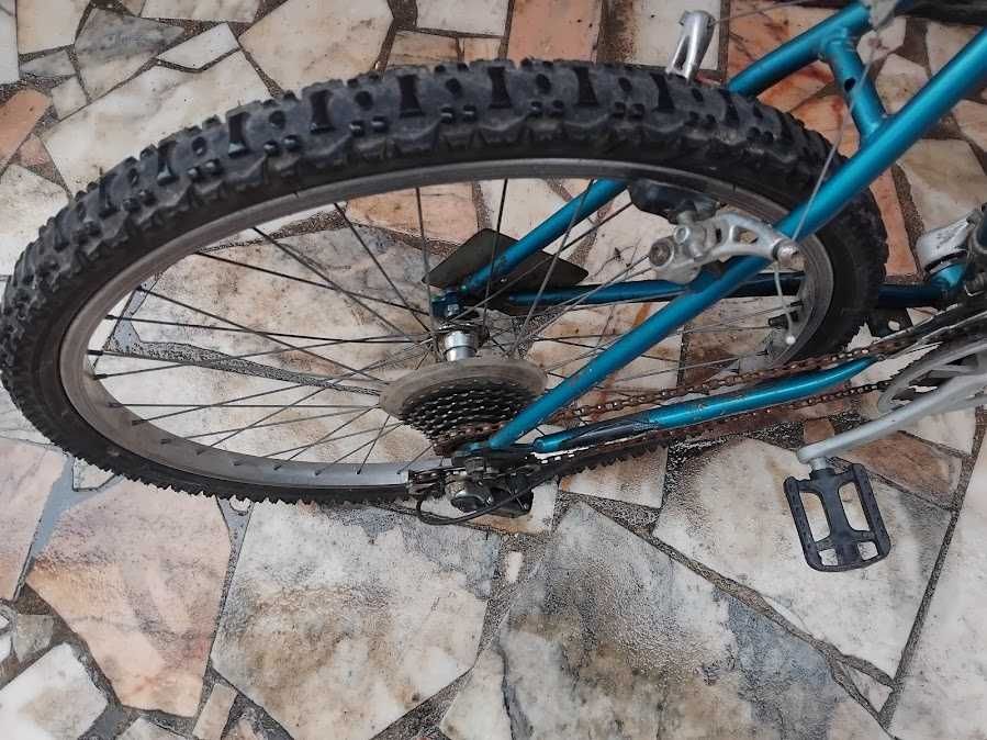 Bicicleta TY 22 Bom estado