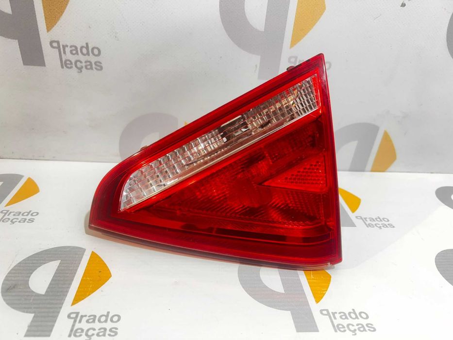Farolim mala direito Audi a5 8t