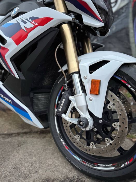 BMW S1000R 2022 рік