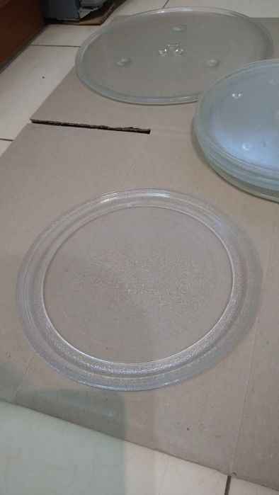 Ролики, тарелка для микроволновки.