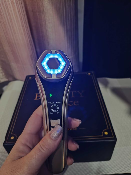 Mini hifu com RF e EMS