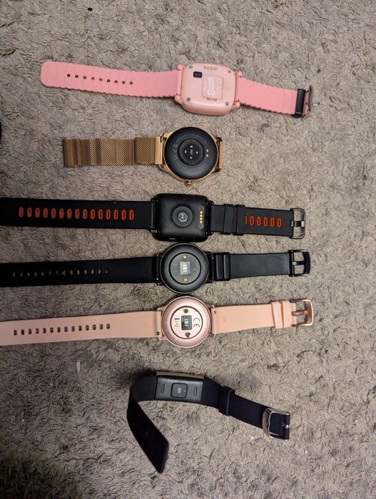 Smartwatch zestaw całość.