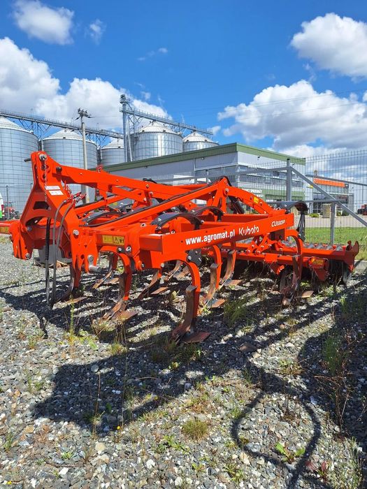 Kubota CU3301P  Kultywator do głębokiej i płytkiej uprawy CU3301P (maszyna pokazowa)
