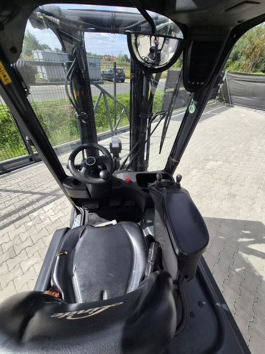 Wózek widłowy LINDE E20 2 tony elektryczny uzywany LEASING triplex