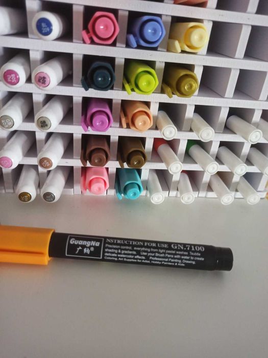 Акрилові маркери Guangna більше 100 штук