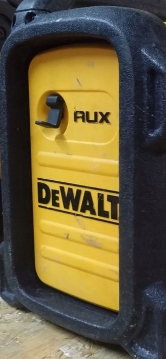 Dewalt 18v radio