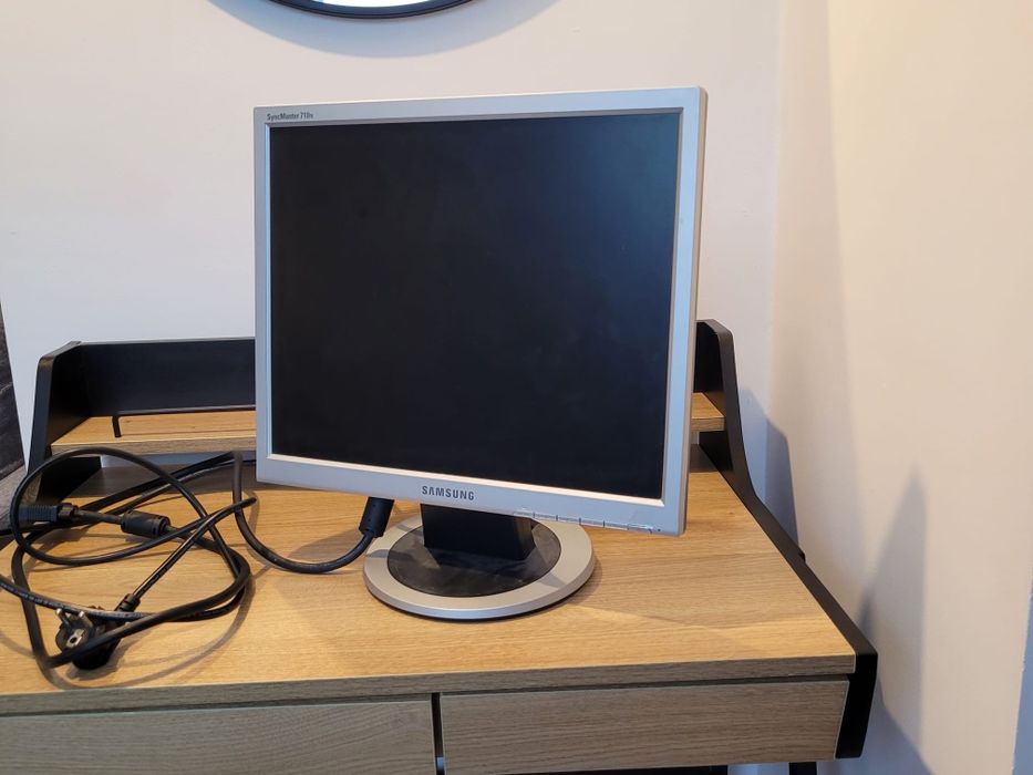 Monitor Samsung 17"