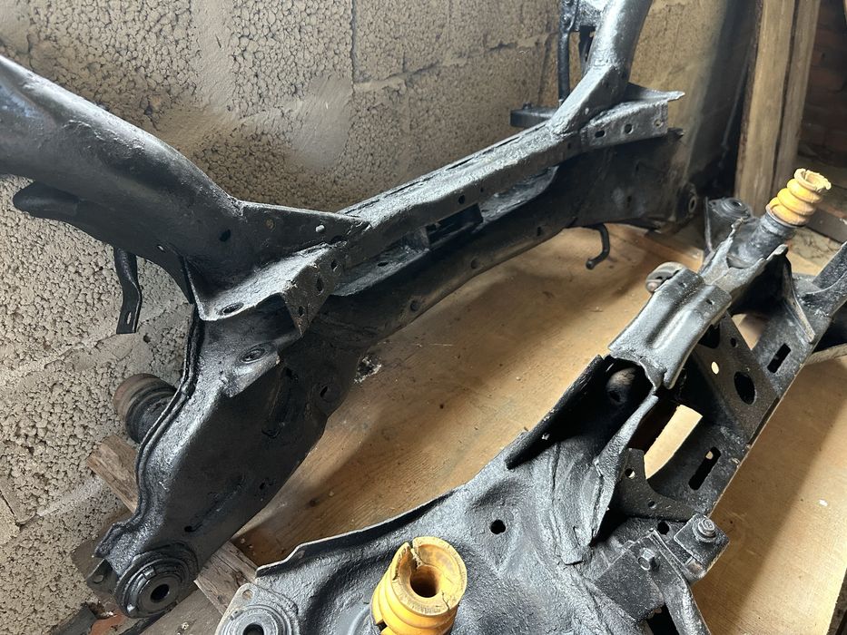 Підрамник  Передній Задній Mazda 6 GG 2002-2008