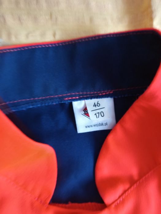 Nowa bluza-kurtka dla kierowcy pogotowia