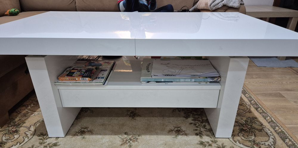 Sprzedam ławę Aversa – biała, wysoki połysk