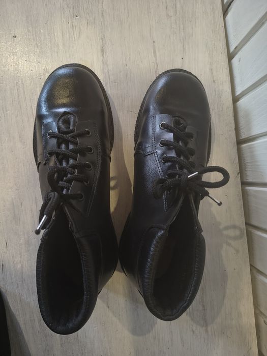 Buty męskie skórzane NoWE roz.42