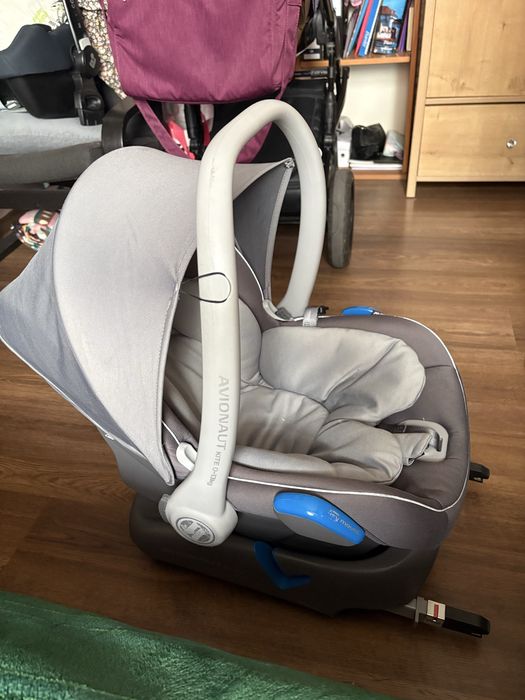 Avionaut Kite 0–13 kg + baza ISOFIX Dock