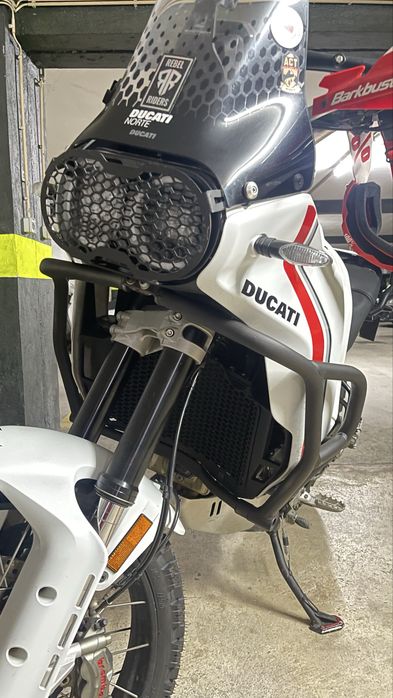 Ducati Desert x 2022