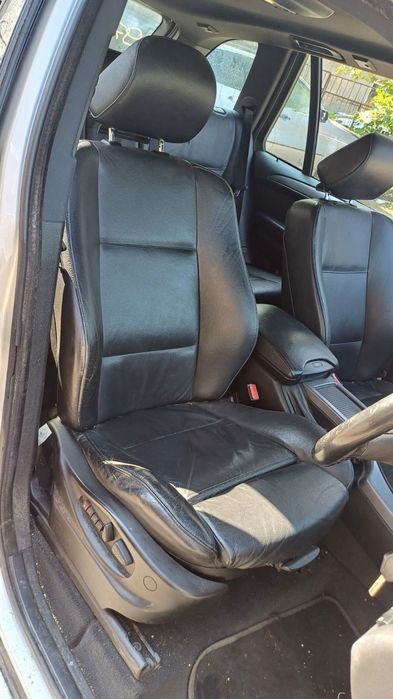 Капот крило бампер BMW X5 3.0 м57 Е53 Розборка  БМВ Х5

BMW X5 3.0