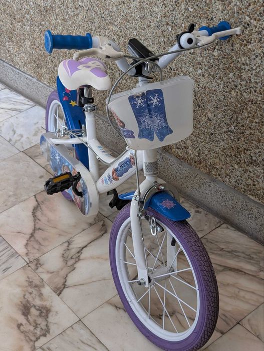 2 bicicletas infantis 16” Frozen e Unicórnio — 40 € cada