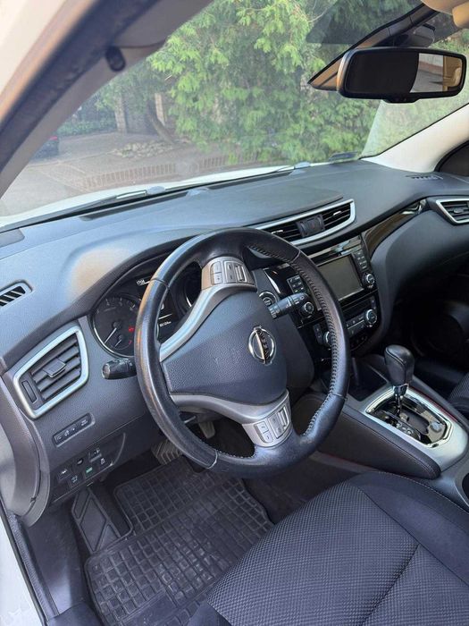 Samochód Nissan Qashqai