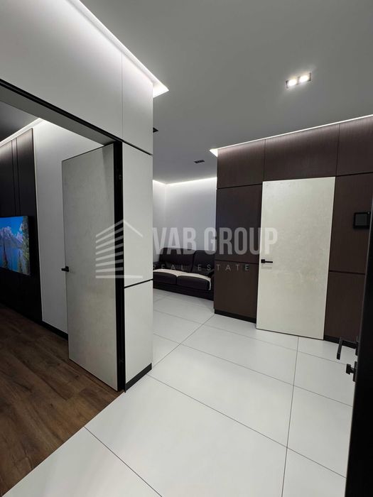 Без% Продаж квартири з новим ремонтом в ЖК Кришталеві Джерела,єОселя