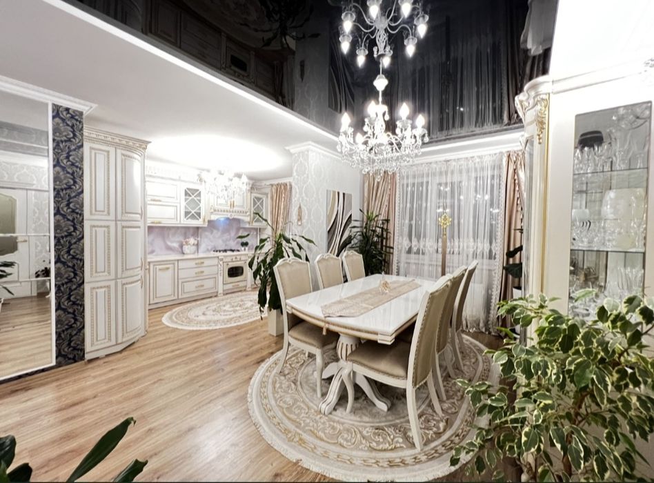 3-кімнатна, 2-рівнева на Щасливому.  ВЕЛИКА 120м2.Дизайнерськи ремонт